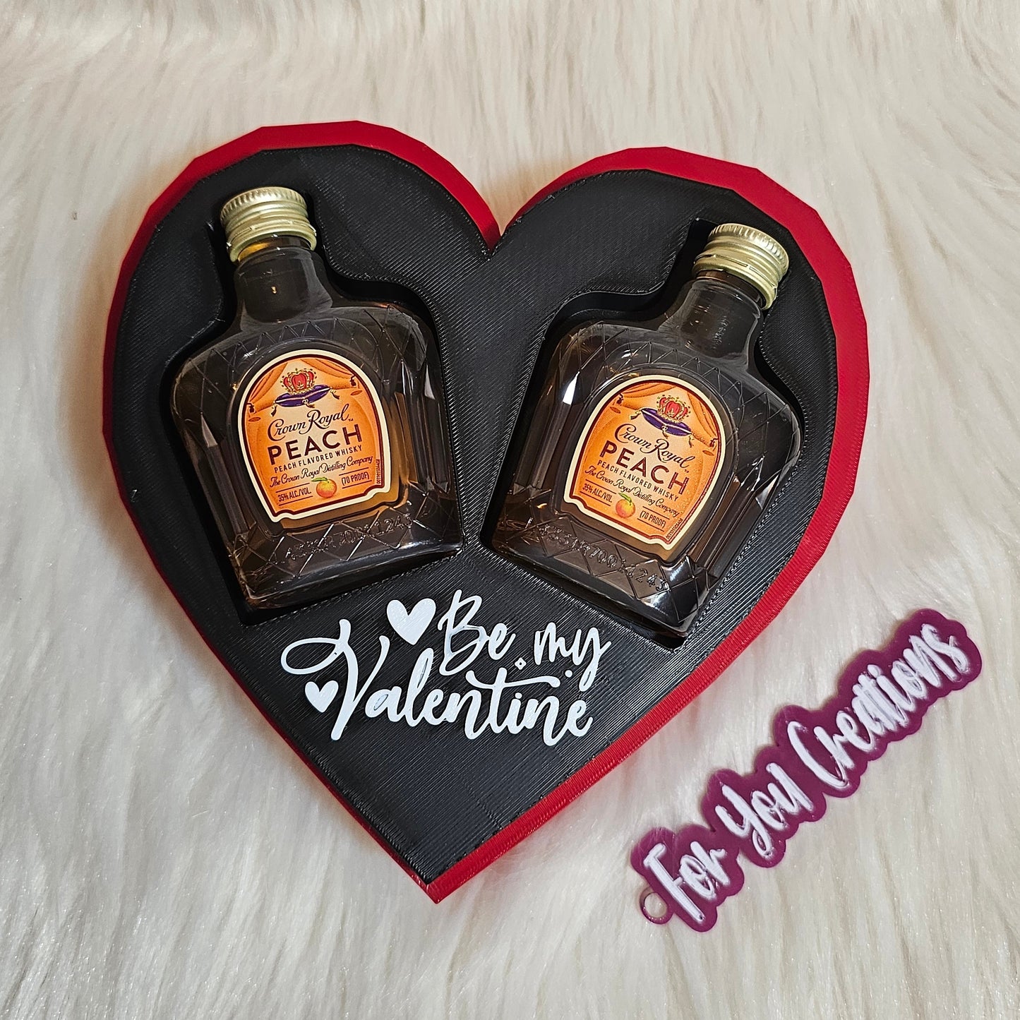 Heart-Shaped Mini Liquor Display Giftset